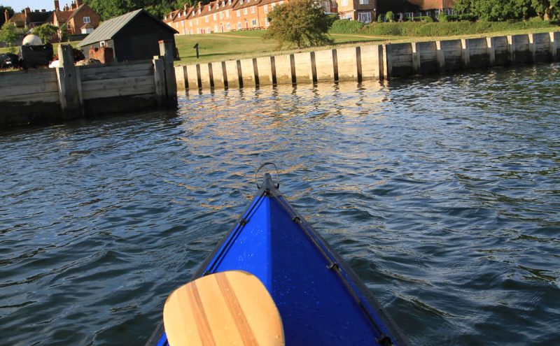 Kayak pliant Narak 460 en navigation